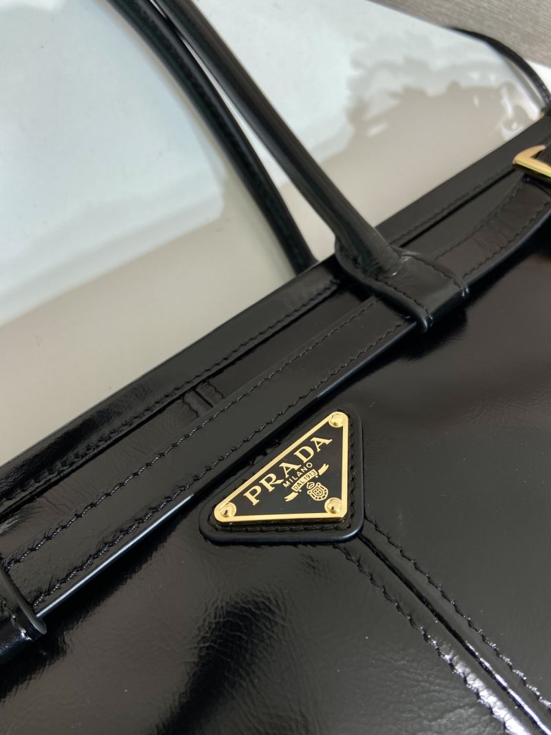 Pra*a top handle bags